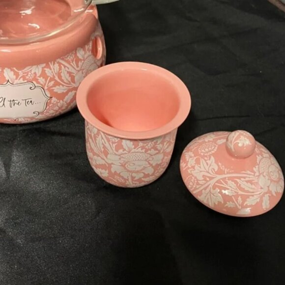 Once Upon a Book Club Bridgerton When He Was Wicked Pink Floral Tea Strainer - Picture 1 of 6